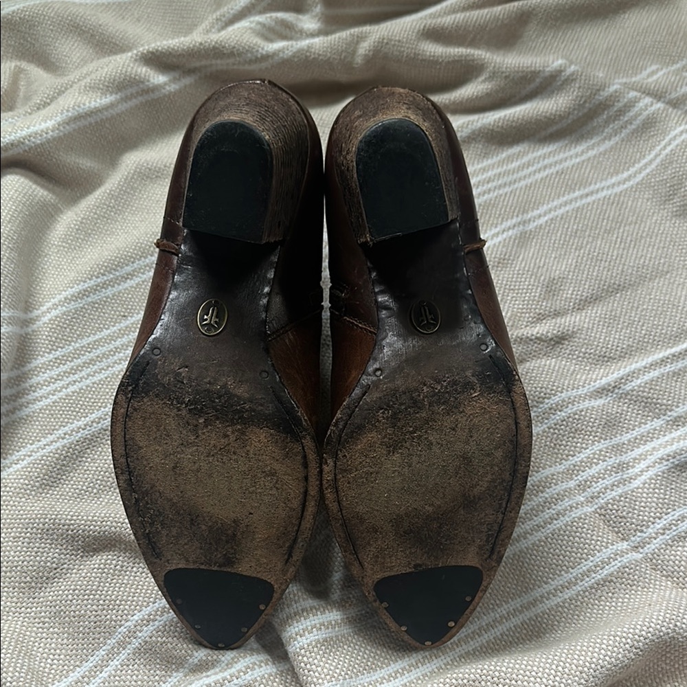 Frye Renee Seam Short Ankle Boots - US 8.5 - Picture 6 of 14